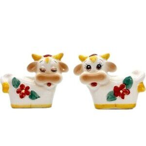 Vintage Lefton Hand Painted Anamorphic Cow Salt and Pepper Shakers